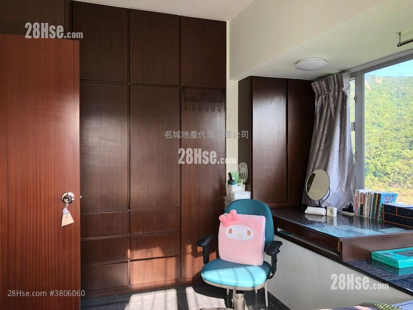 Golden Lion Garden Sell 1 Bedroom , 1 Bathroom 307 ft²