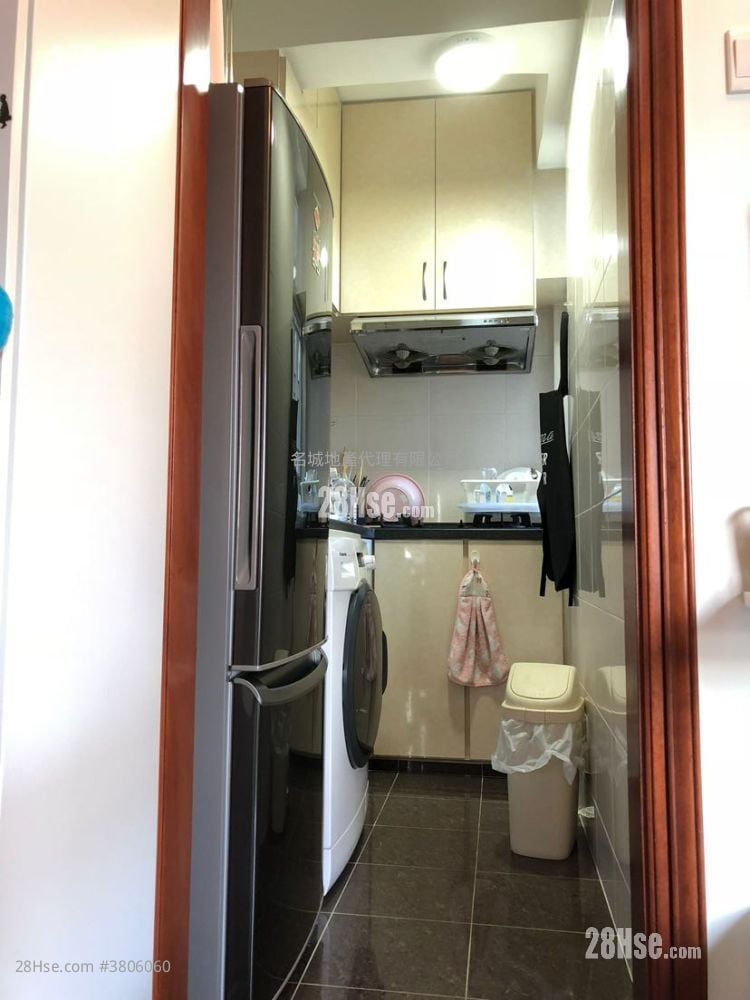 Golden Lion Garden Sell 1 Bedroom , 1 Bathroom 307 ft²