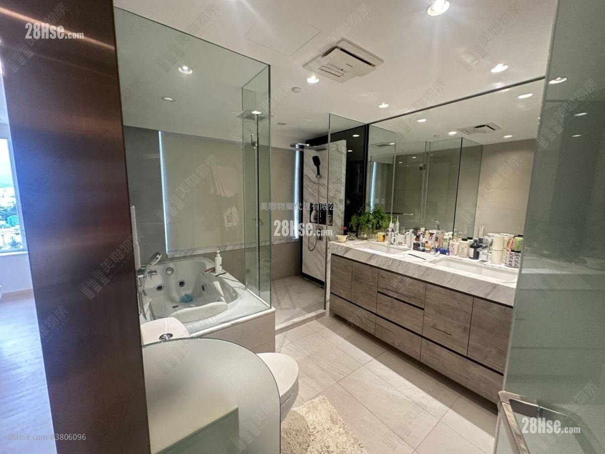 明苑 售盘 5+ 房 , 5+ 浴室 2,271 平方尺