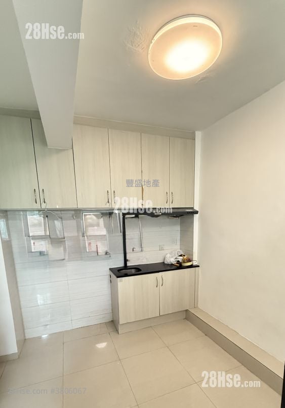 广荣大厦 租盘 1 房 , 1 浴室 200 平方尺