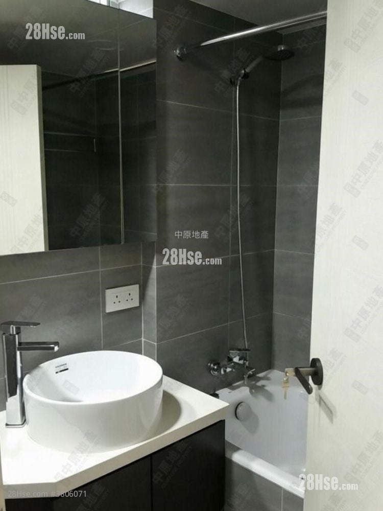 Taikoo Shing Sell 3 Bedrooms , 2 Bathrooms 897 ft²
