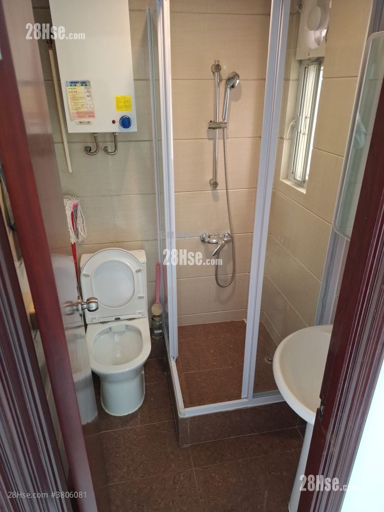 Tung Fat Building Rental 2 Bedrooms , 1 Bathroom 363 ft²