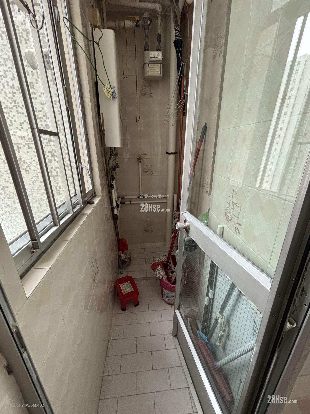 Ying Ming Court Sell 3 Bedrooms , 1 Bathroom 554 ft²