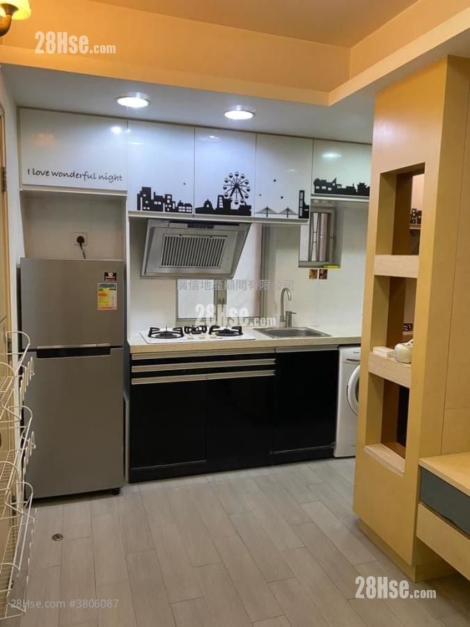 Shun King Building Sell 1 Bedroom , 1 Bathroom 216 ft²