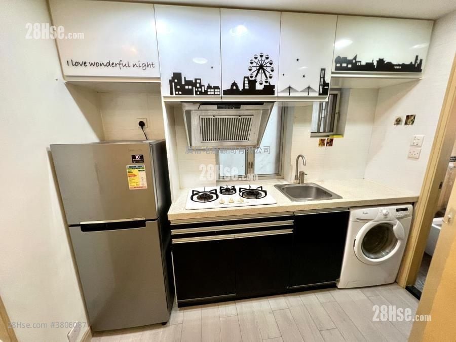 Shun King Building Sell 1 Bedroom , 1 Bathroom 216 ft²