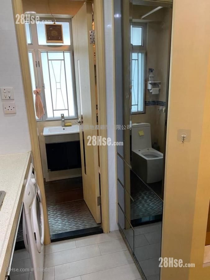 Shun King Building Sell 1 Bedroom , 1 Bathroom 216 ft²