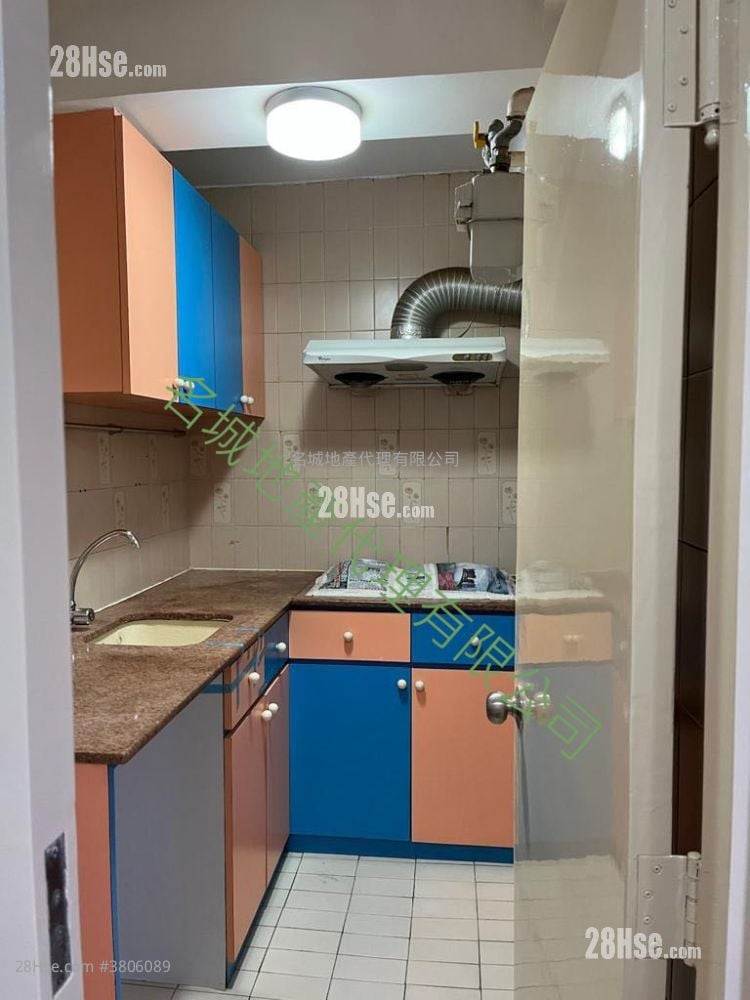 Grandeur Garden Sell 2 Bedrooms , 1 Bathroom 314 ft²