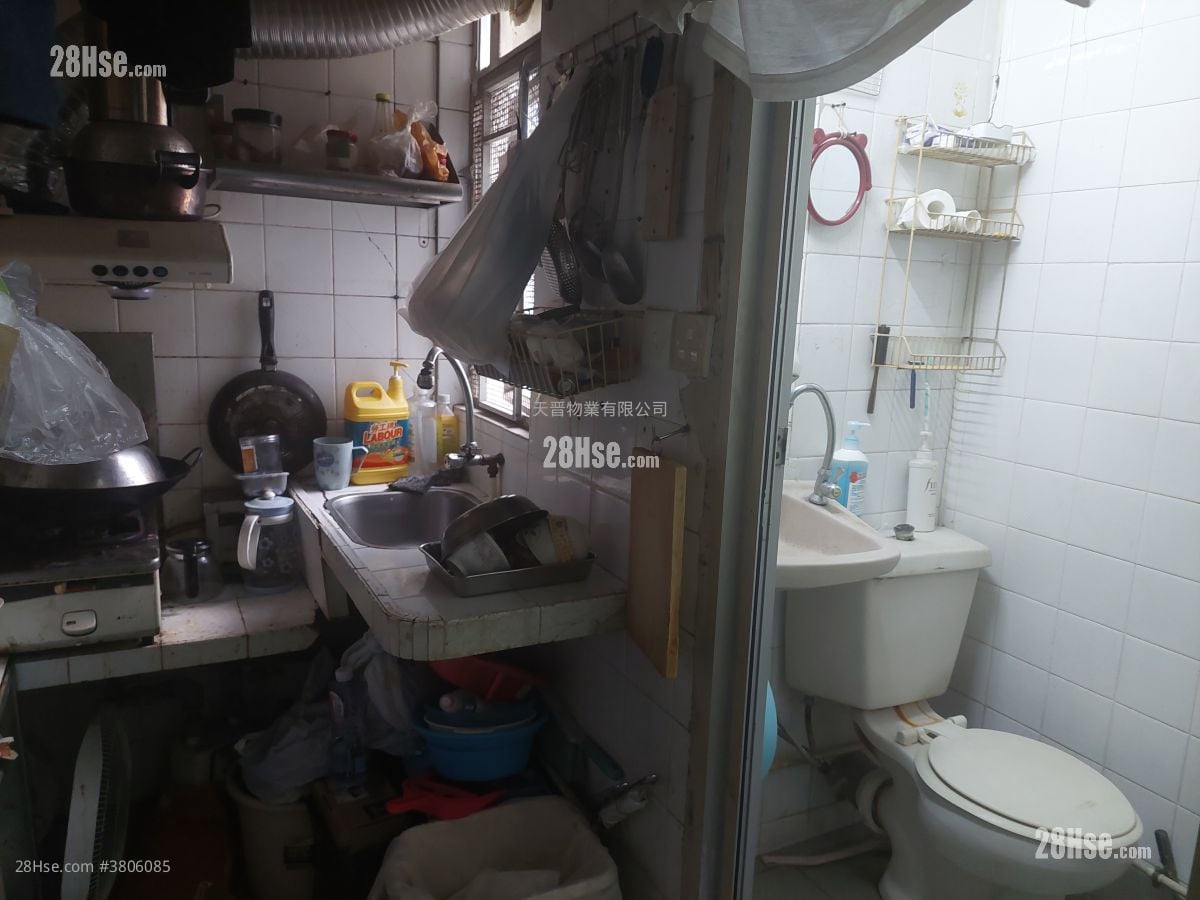 黄埔唐楼 售盘 2 房 , 1 浴室 256 平方尺