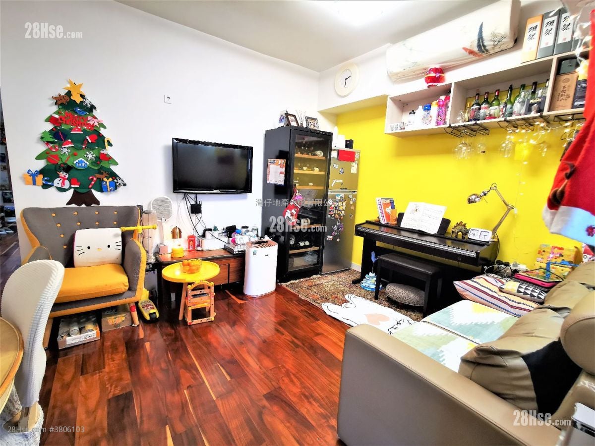 濂风大厦 租盘 3 房 , 2 浴室 646 平方尺