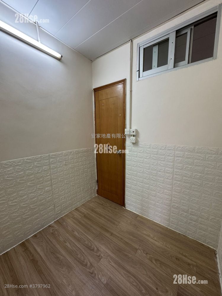 千歲大廈 租盤 1 房 , 1 浴室 180 平方呎