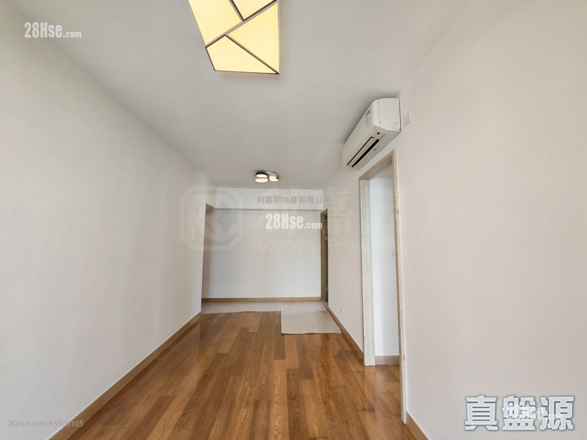 朗屏8号 售盘 3 房 621 平方尺