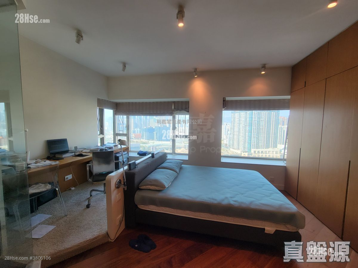 擎天半岛 售盘 3 房 , 2 浴室 772 平方尺