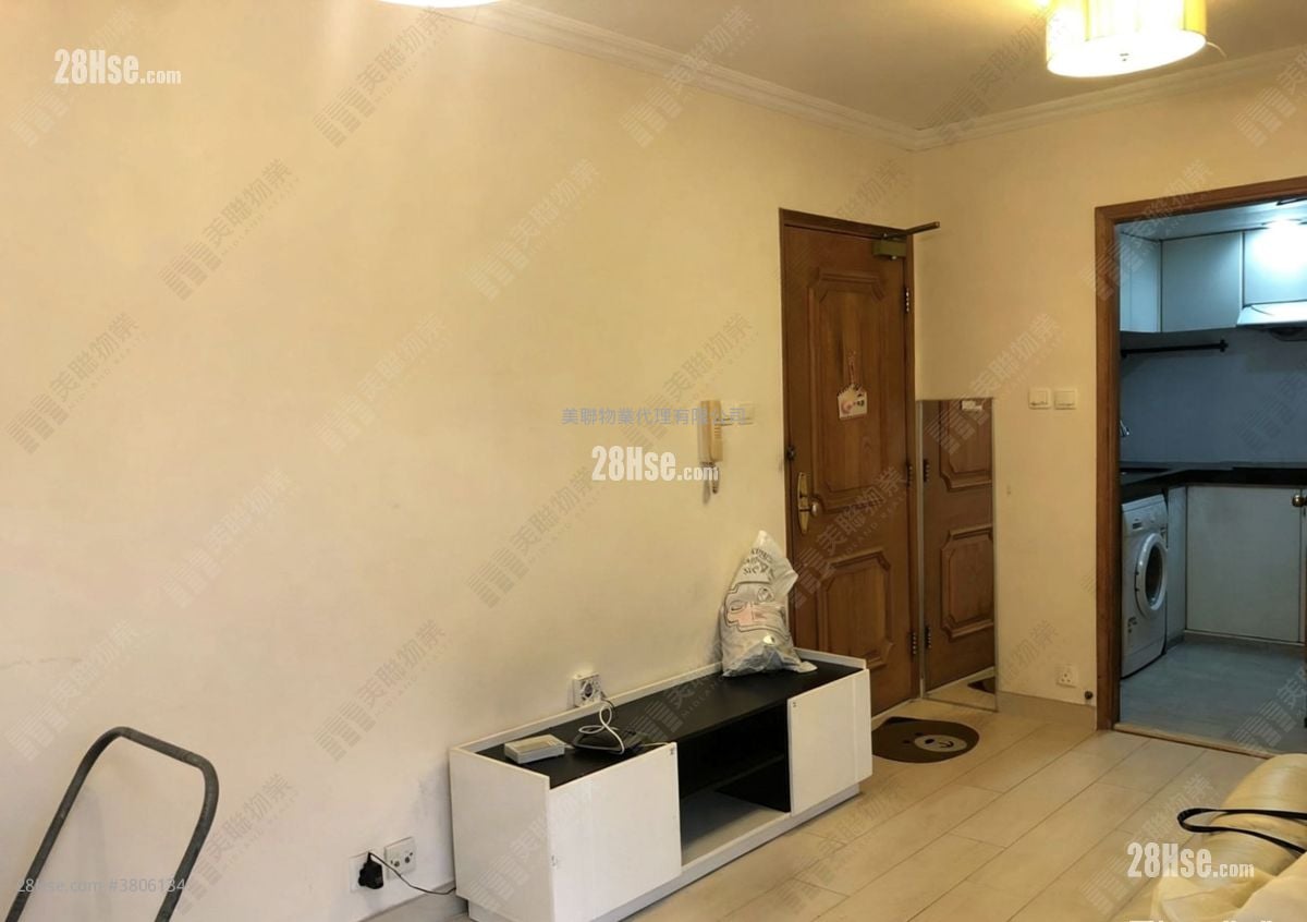 海柏花园 售盘 2 房 , 1 浴室 389 平方尺