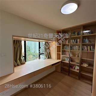 雅典居 售盘 3 房 , 2 浴室 727 平方尺