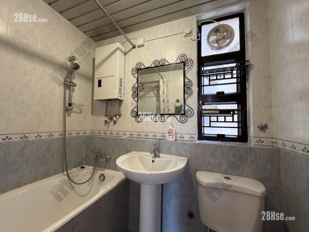 Chi Fu Fa Yuen Rental 2 Bedrooms , 1 Bathroom 439 ft²