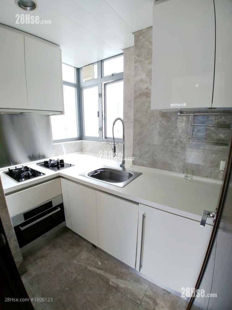 盈峰一号 租盘 1 房 , 1 浴室 530 平方尺