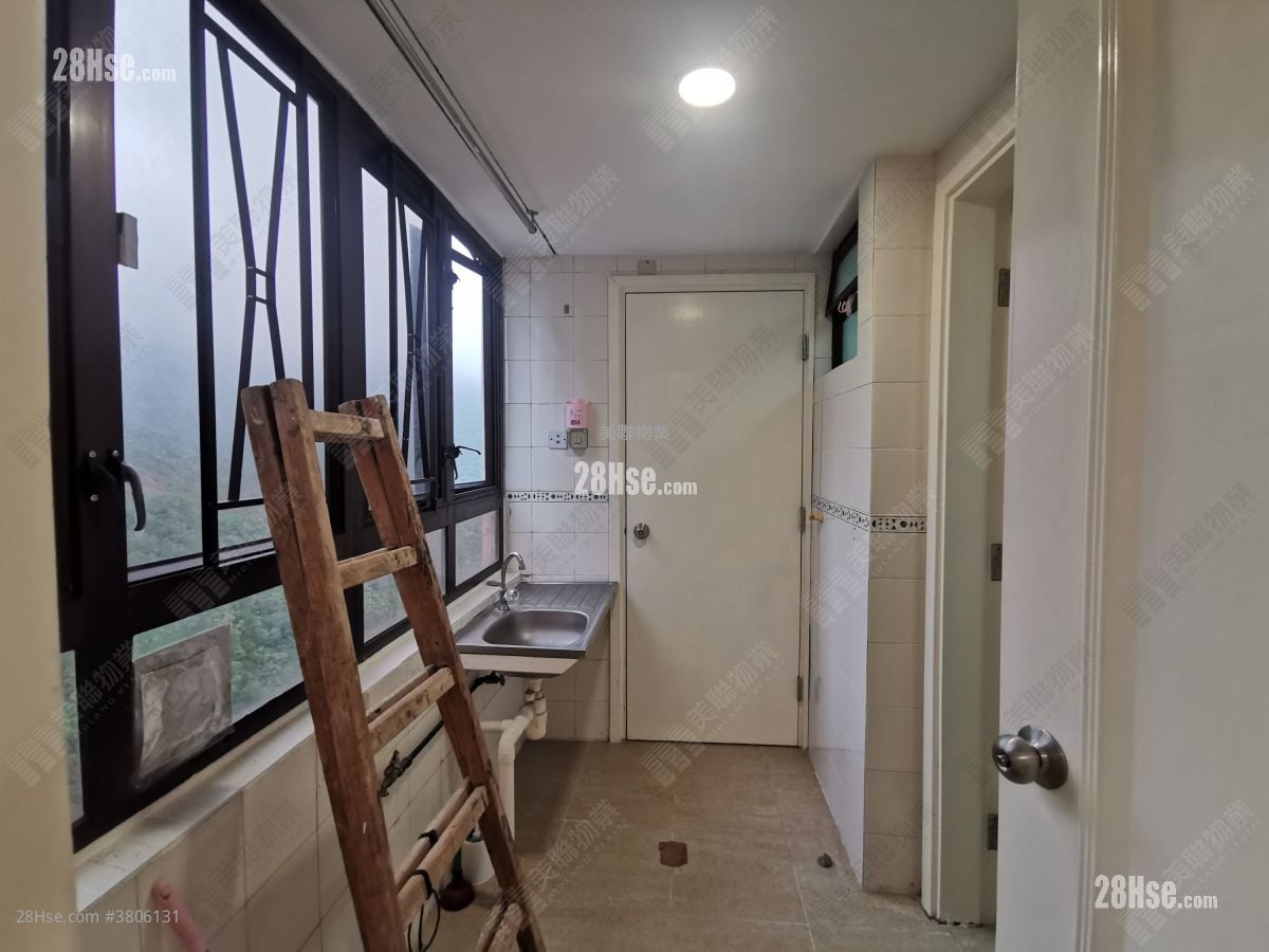 Pacific View Sell 3 Bedrooms , 2 Bathrooms 1,397 ft²