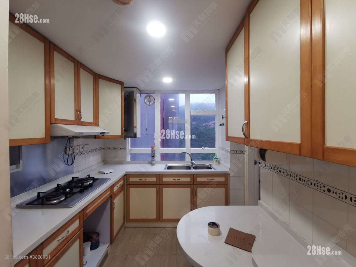 Pacific View Sell 3 Bedrooms , 2 Bathrooms 1,397 ft²