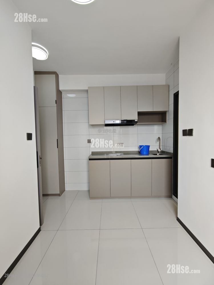 Sun Hing Building Rental 1 Bedroom , 1 Bathroom 250 ft²