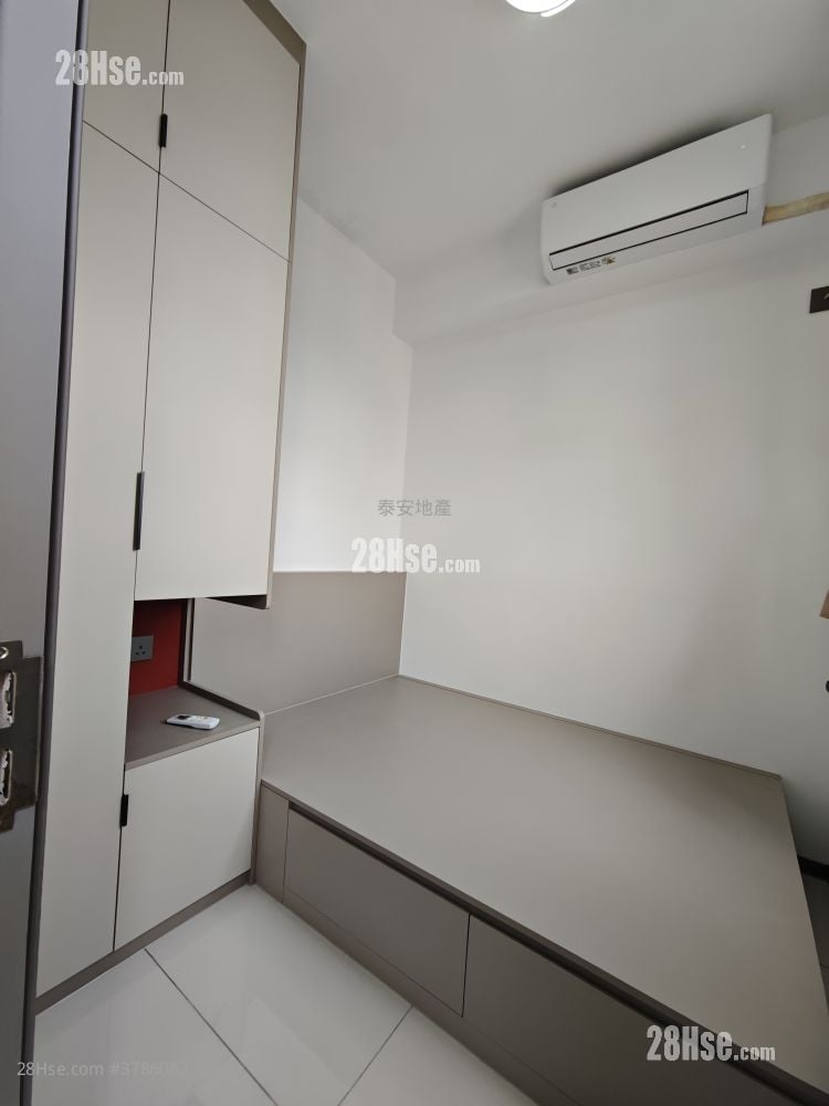 Sun Hing Building Rental 1 Bedroom , 1 Bathroom 250 ft²