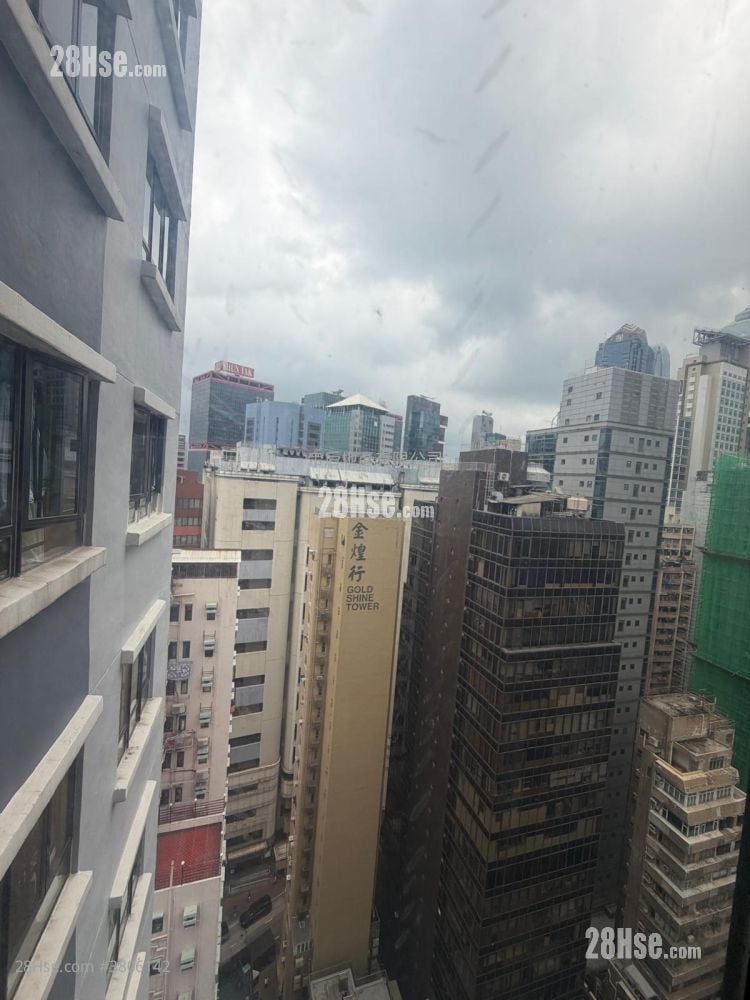 Lascar Court Rental 3 Bedrooms , 1 Bathroom 603 ft²