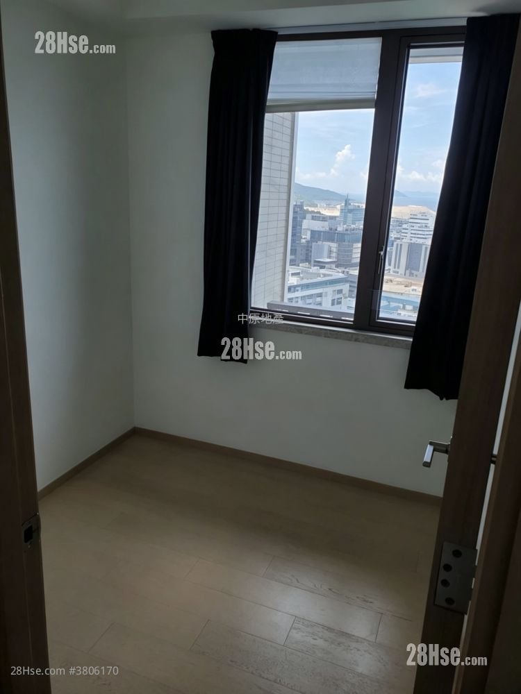 Lp6 Sell 3 Bedrooms , 2 Bathrooms 791 ft²