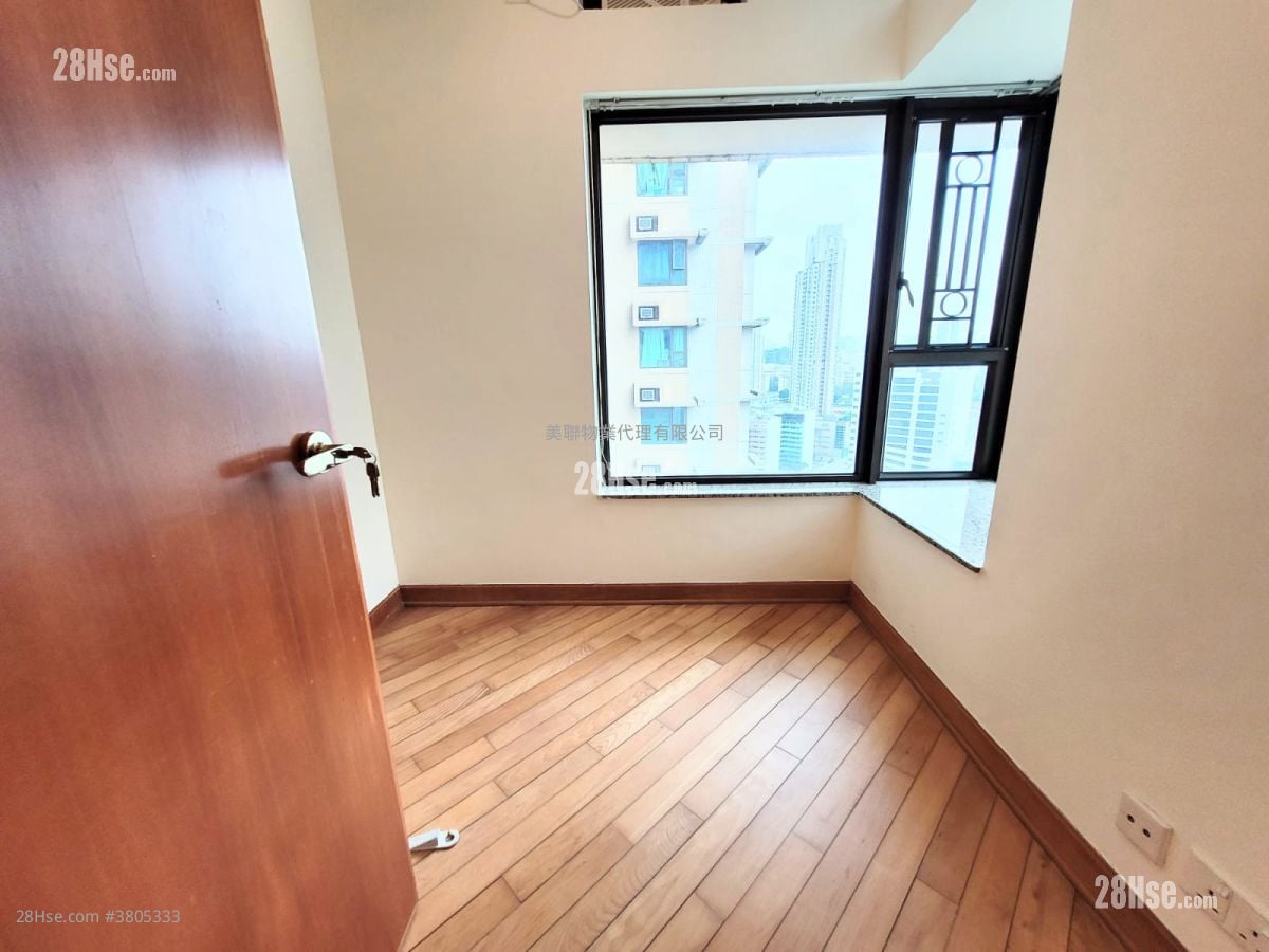 Liberte Sell 2 Bedrooms , 1 Bathroom 491 ft²