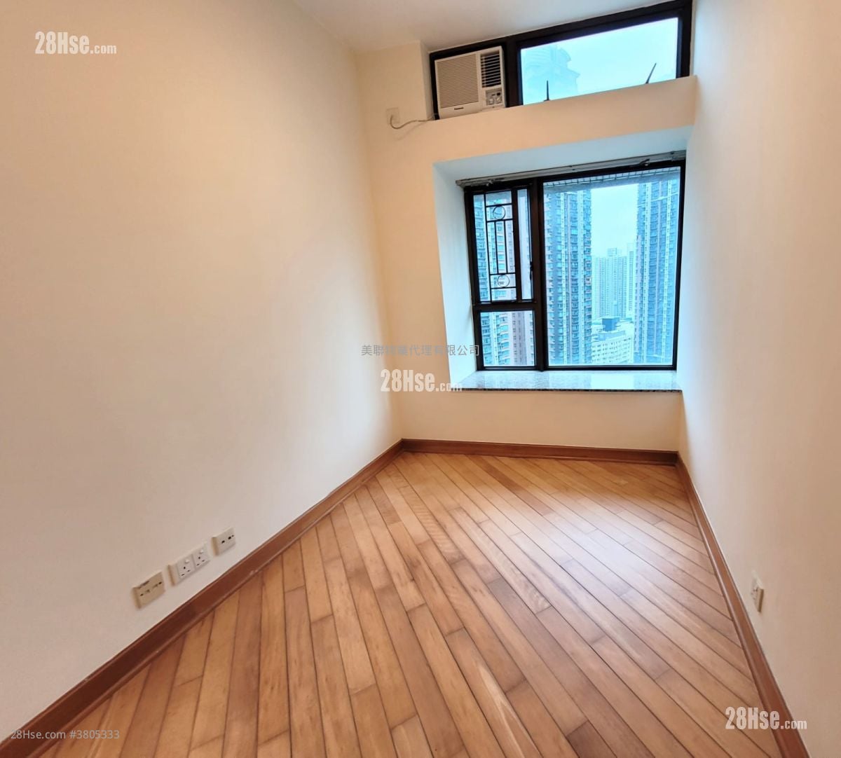 Liberte Sell 2 Bedrooms , 1 Bathroom 491 ft²