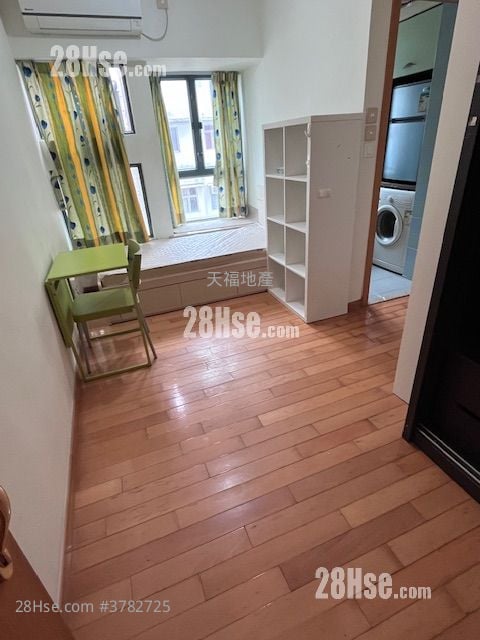 Brilliant Court Rental Studio , 1 Bathroom 203 ft²