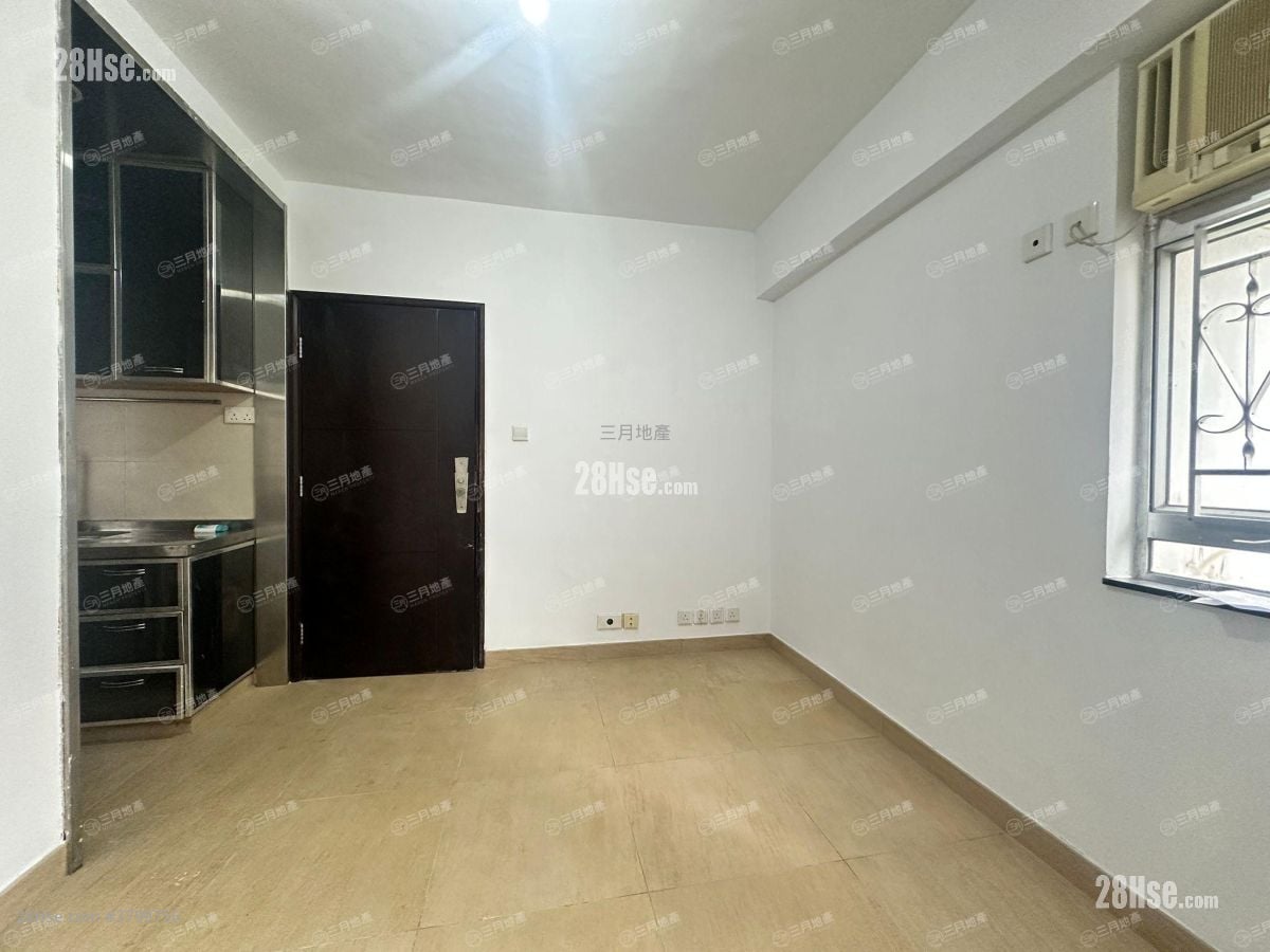 厅: 丽华大厦 售盘 2 房 , 1 浴室 270 平方尺