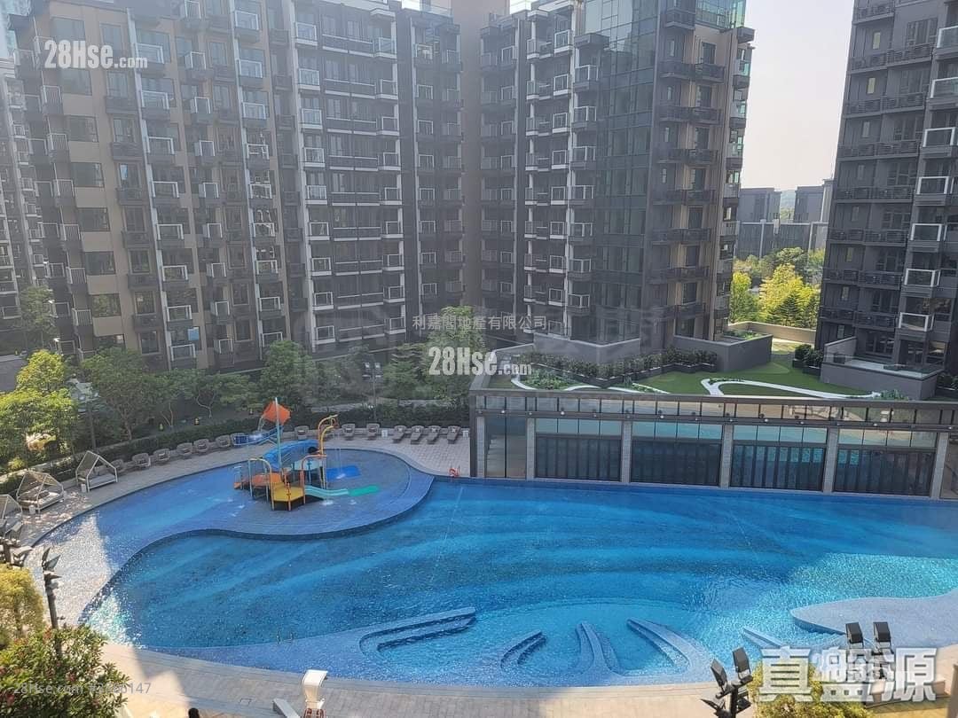 Wetland Seasons Bay Rental 518 ft²