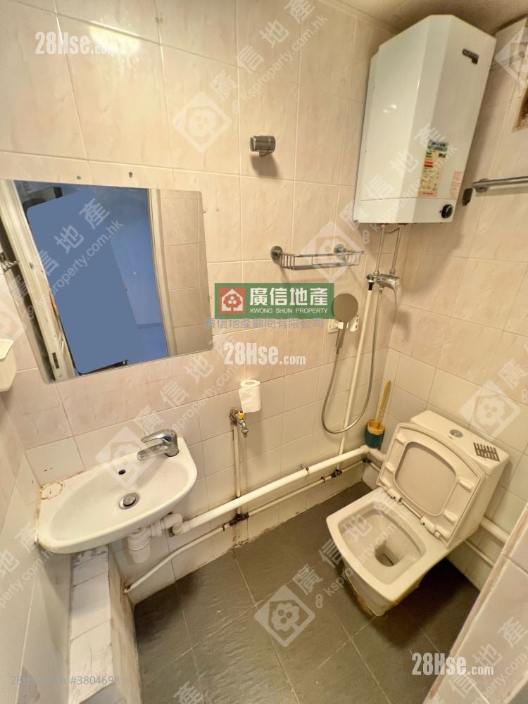 Cheong Fai Mansion Sell Studio , 1 Bathroom 224 ft²