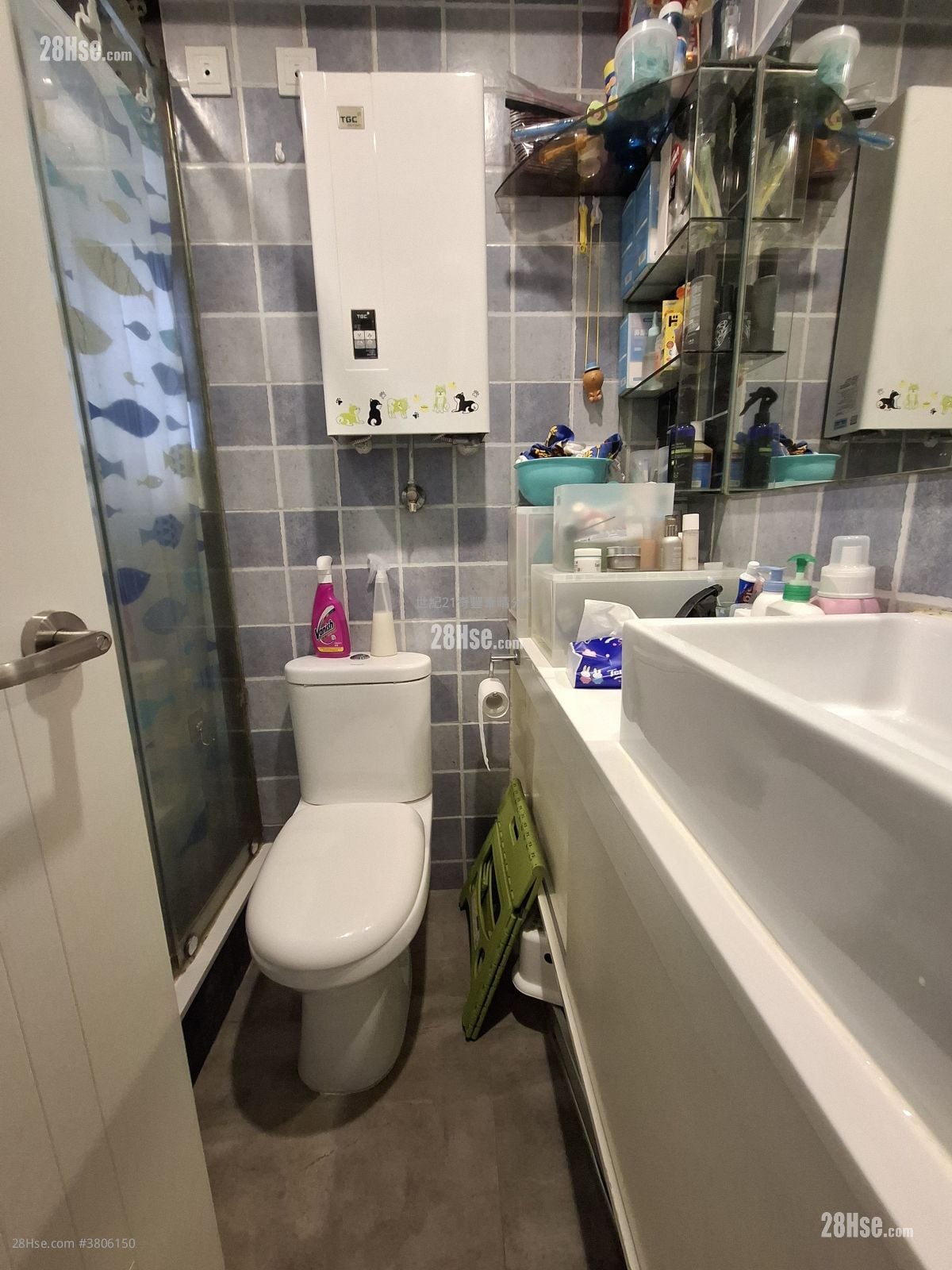 Fanling Town Center Sell 2 Bedrooms , 1 Bathroom 376 ft²