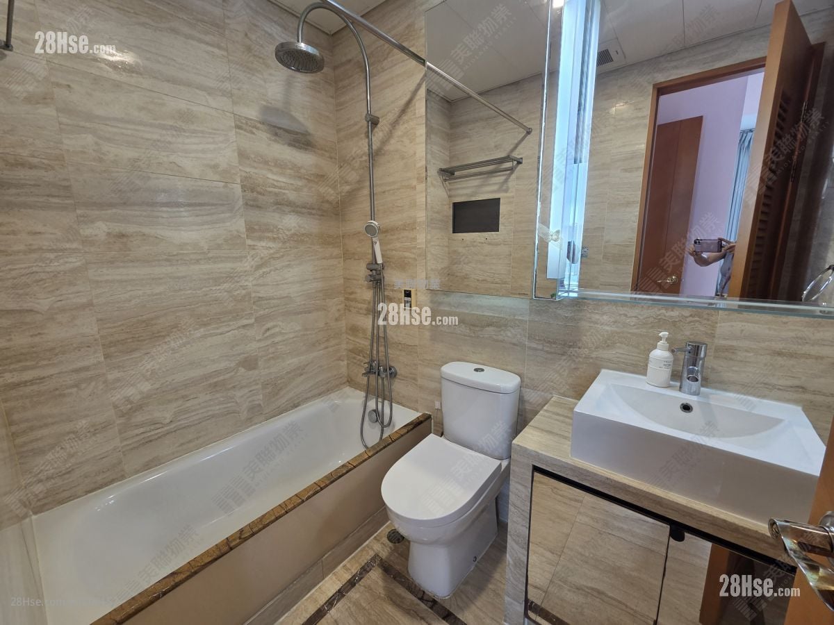 御凱 售盤 3 房 , 2 浴室 728 平方呎