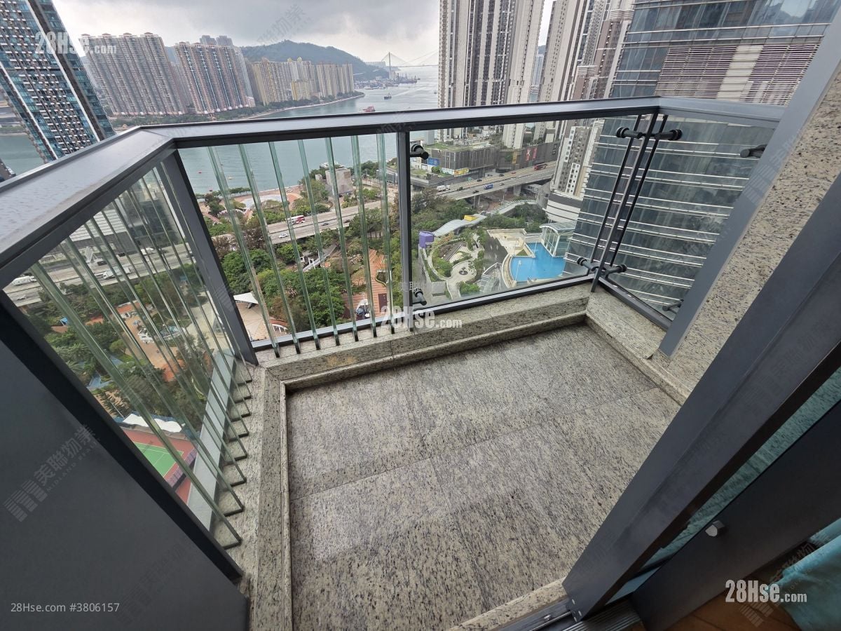 御凱 售盤 3 房 , 2 浴室 728 平方呎