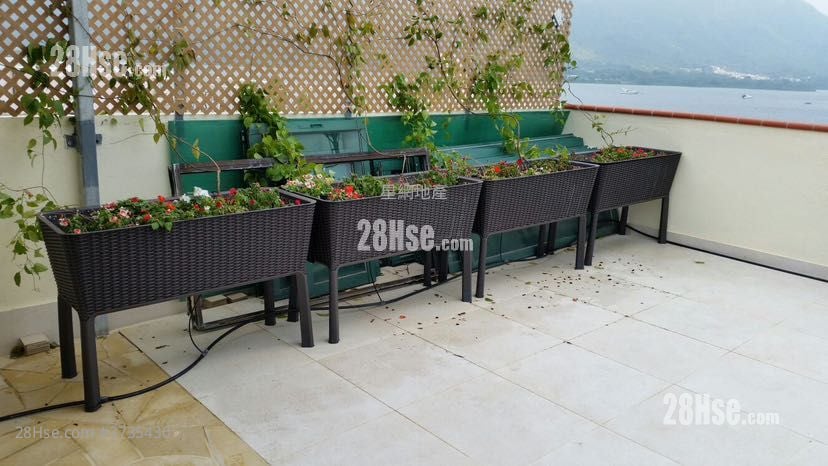 暉曜花園 租盤 3 房 1,061 平方呎