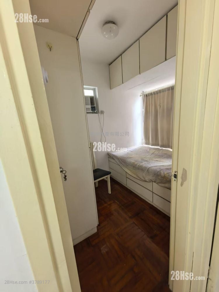 海新大厦 售盘 2 房 , 1 浴室 326 平方尺