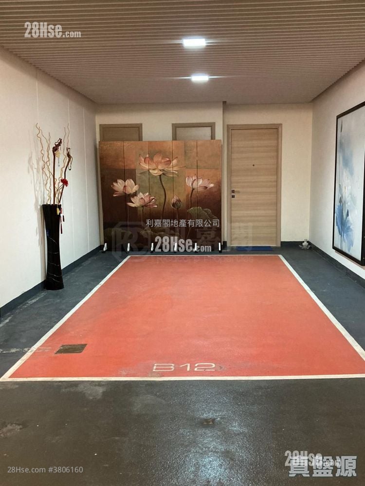 Phase I Of Park Villa Sell 5+ Bedrooms , 5+ Bathrooms 3,531 ft²