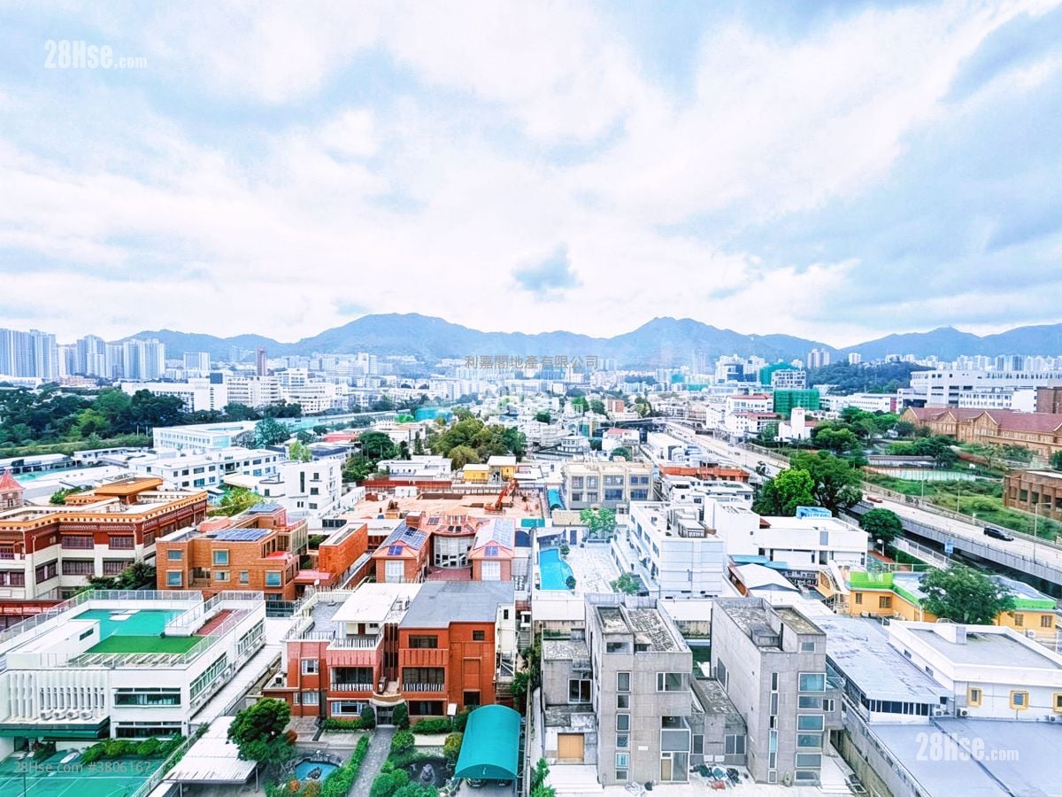 明苑 售盘 4 房 , 5+ 浴室 2,271 平方尺