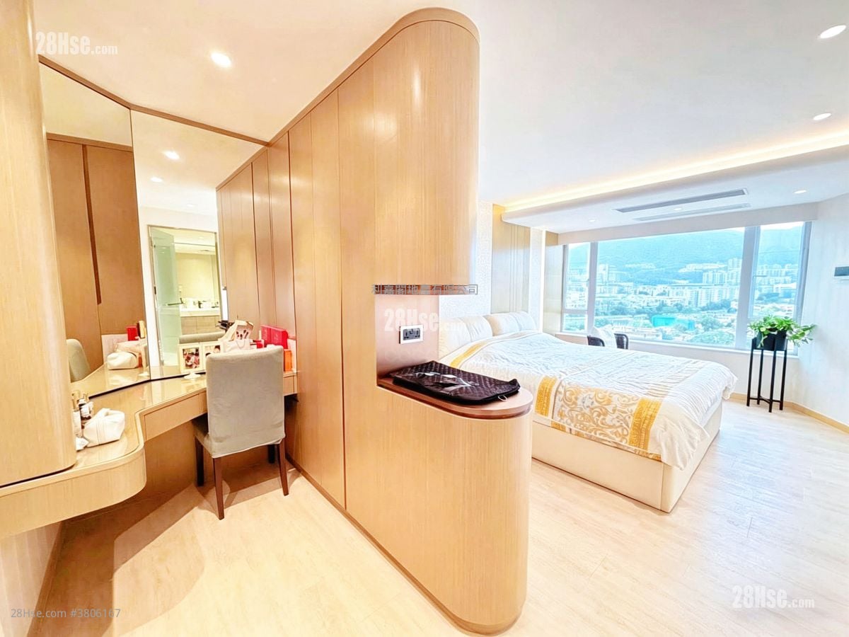 明苑 售盘 4 房 , 5+ 浴室 2,271 平方尺