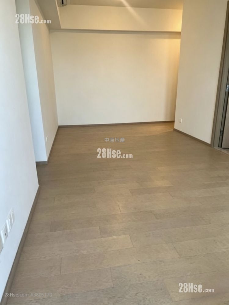 Lp6 Sell 3 Bedrooms , 2 Bathrooms 791 ft²