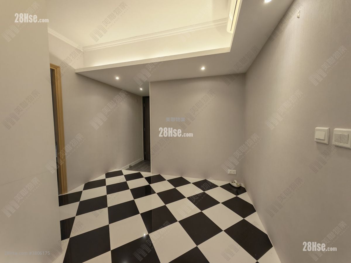 Ocean Pride Sell 3 Bedrooms , 2 Bathrooms 773 ft²