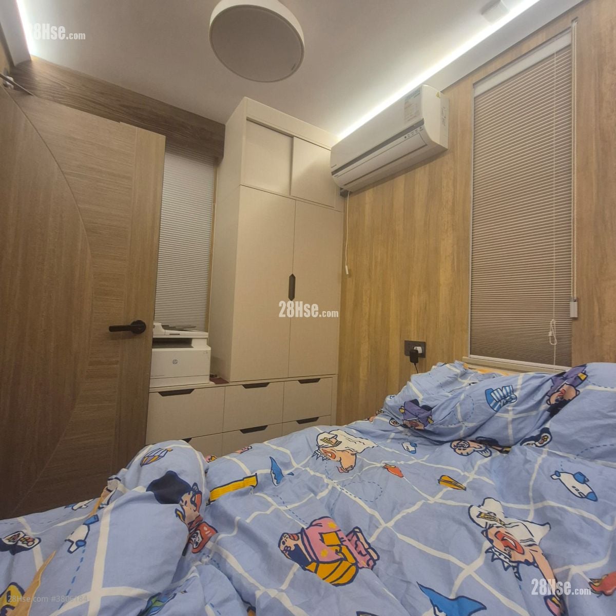 银蔚苑 租盘 2 房 , 1 浴室 446 平方尺