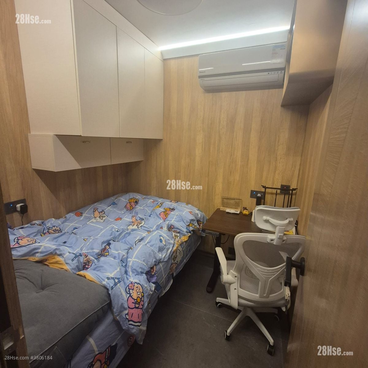 银蔚苑 租盘 2 房 , 1 浴室 446 平方尺