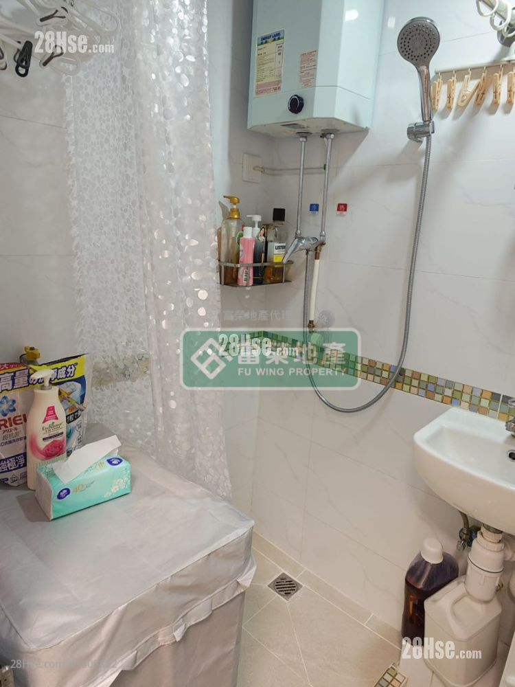 友来大厦 租盘 2 房 , 1 浴室 250 平方尺