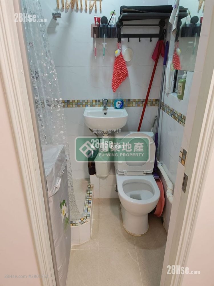 友来大厦 租盘 2 房 , 1 浴室 250 平方尺