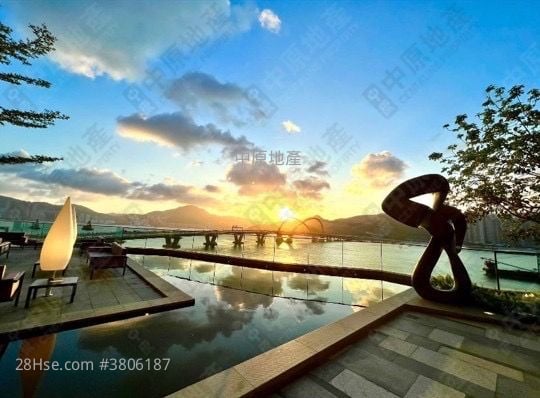 Sea To Sky Sell 2 Bedrooms , 1 Bathroom 473 ft²