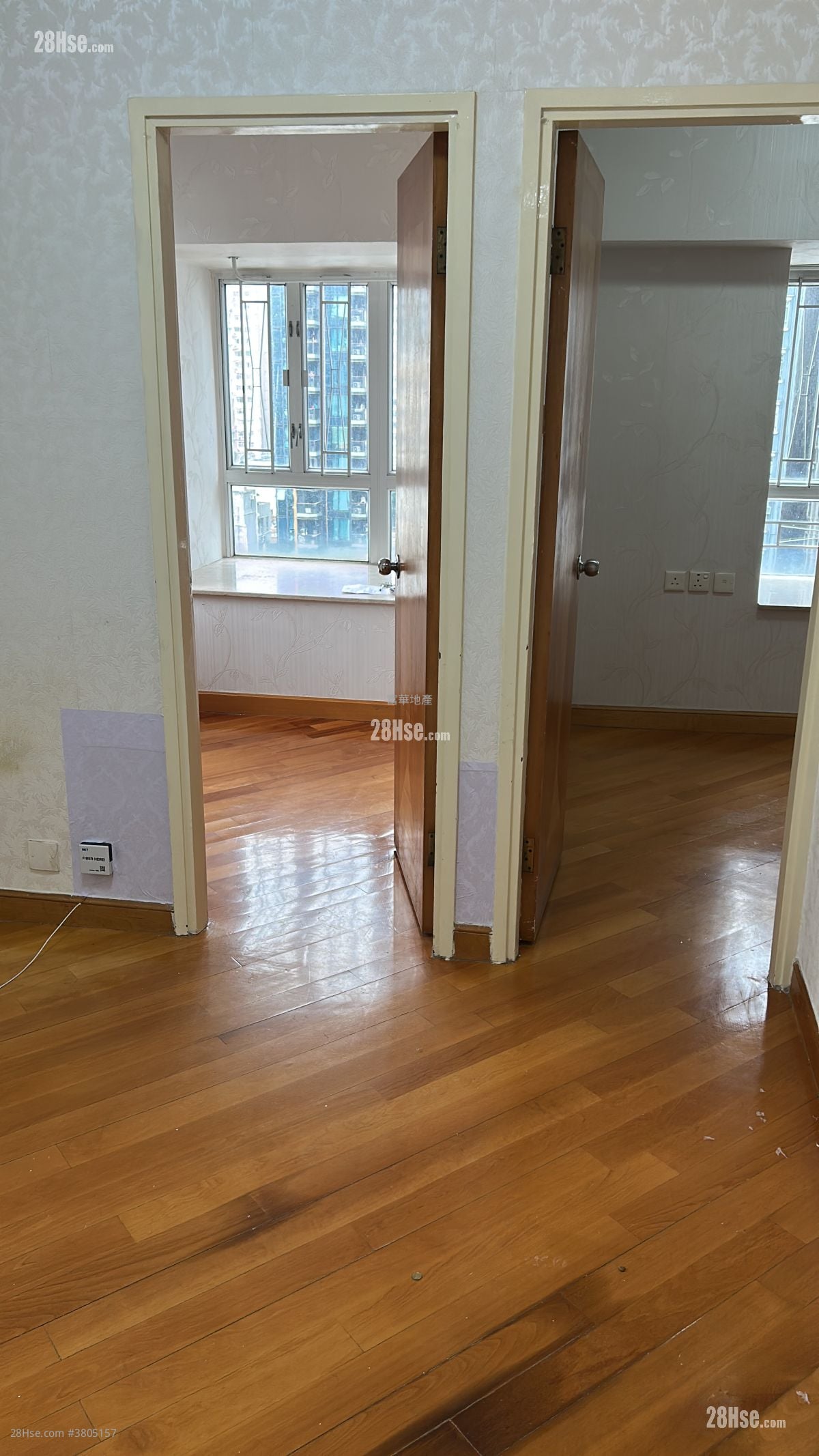 Foo Tat Building Rental 2 Bedrooms , 1 Bathroom 306 ft²