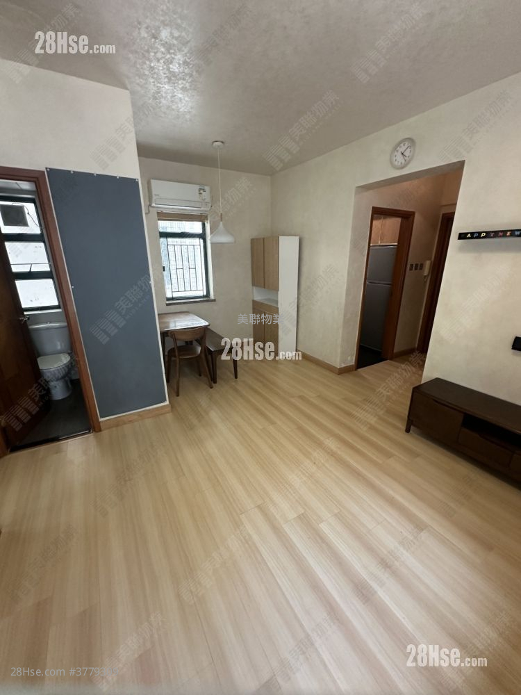 East Point City Sell 2 Bedrooms , 1 Bathroom 466 ft²