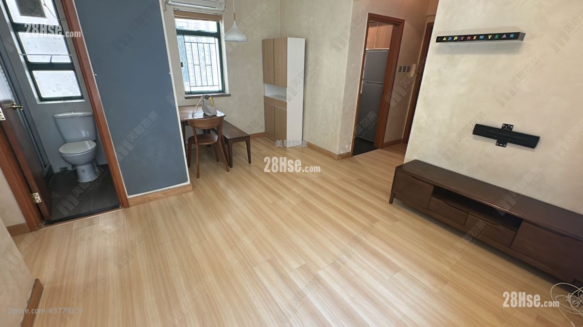 East Point City Sell 2 Bedrooms , 1 Bathroom 466 ft²